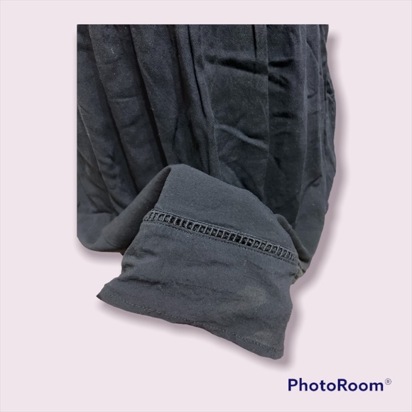 Traded* Beautiful Black Peek -A- Boo Mini Dress - Picture 6 of 6